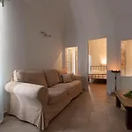 Gorgona Hotel